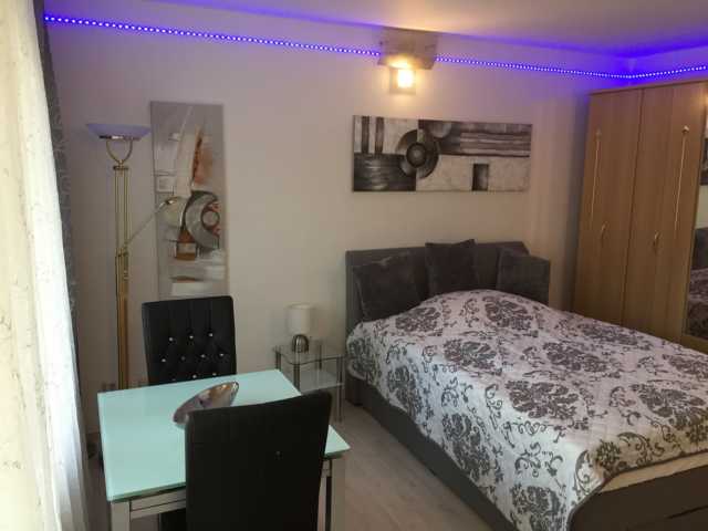 Vermietung Wohnen auf Zeit Spandau Brunsbütteler Bamm 311 Wohnzimmer