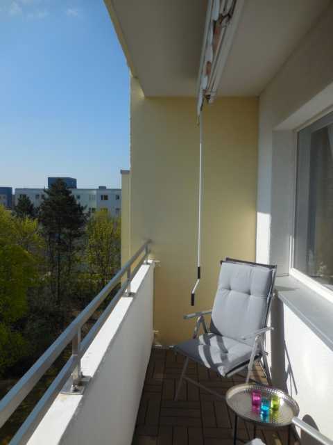 Vermietung Wohnen auf Zeit Spandau Brunsbütteler Bamm 311-60 Balkon